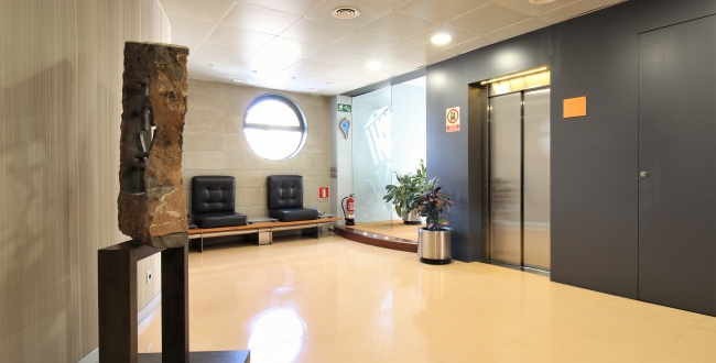 CENTRE NEGOCIS A LA DEVESA