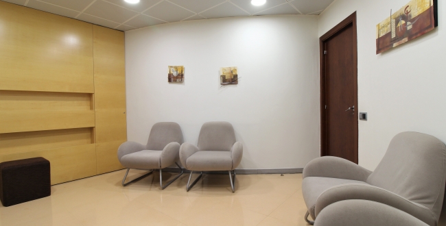 CENTRE NEGOCIS A LA DEVESA