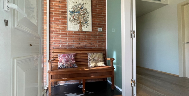 CASA UNIFAMILIAR AMB HABITATGE EN UNA SOLA PLANTA, PRIVACITAT I VISTES A LA ZONA DE PALAU - GIRONA