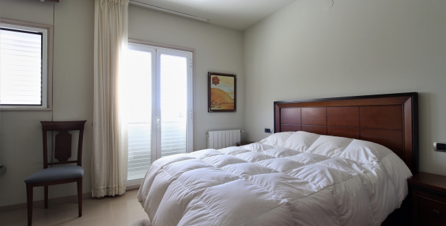 CASA UNIFAMILIAR AMB HABITATGE EN UNA SOLA PLANTA, PRIVACITAT I VISTES A LA ZONA DE PALAU - GIRONA