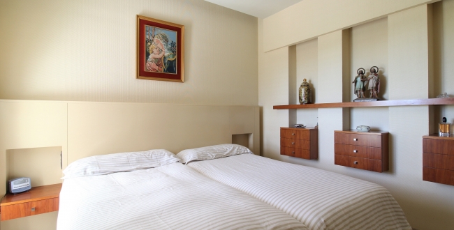 CASA UNIFAMILIAR AMB HABITATGE EN UNA SOLA PLANTA, PRIVACITAT I VISTES A LA ZONA DE PALAU - GIRONA