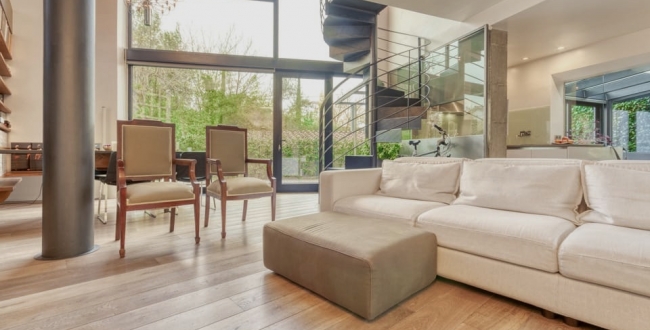 FANTÀSTIC PIS MOBLAT AMB ACABATS D'ALTA QUALITAT D'1 HABITACIÓ I JARDÍ PRIVAT AL BARRI VELL DE GIRONA