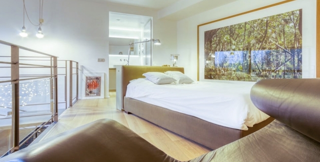 FANTÀSTIC PIS MOBLAT AMB ACABATS D'ALTA QUALITAT D'1 HABITACIÓ I JARDÍ PRIVAT AL BARRI VELL DE GIRONA