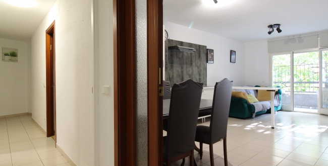 APPARTEMENT AVEC 4 CHAMBRES ET STOCKAGE INCLUS DANS UNE ZONE PIÉTONNE DANS LE QUARTIER DEVESA À GIRONA