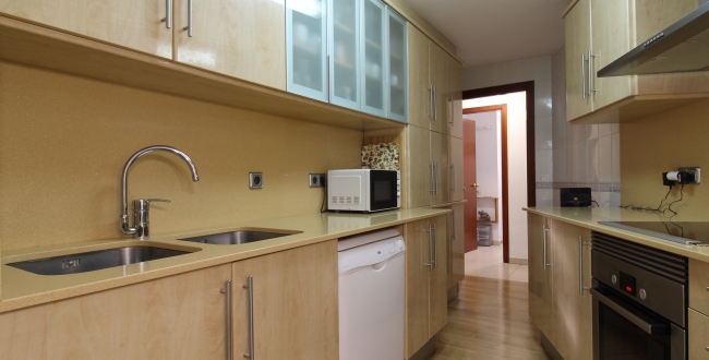 APPARTEMENT AVEC 4 CHAMBRES ET STOCKAGE INCLUS DANS UNE ZONE PIÉTONNE DANS LE QUARTIER DEVESA À GIRONA