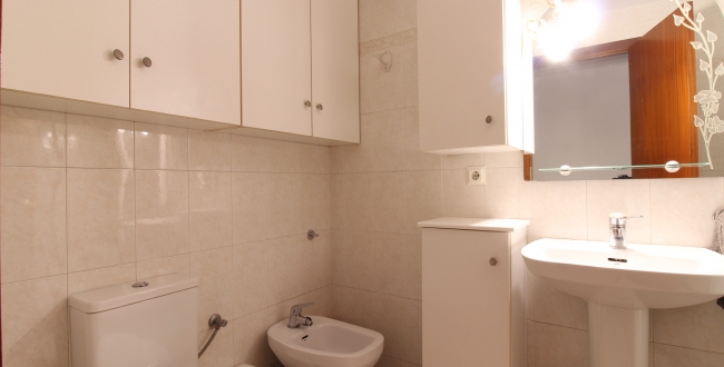 APPARTEMENT AVEC 4 CHAMBRES ET STOCKAGE INCLUS DANS UNE ZONE PIÉTONNE DANS LE QUARTIER DEVESA À GIRONA