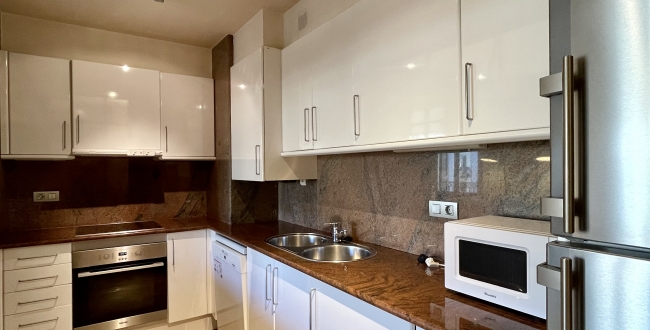 PIS MOBLAT D'1 HABITACIÓ A LA PLAÇA INDEPENDÈNCIA DE GIRONA