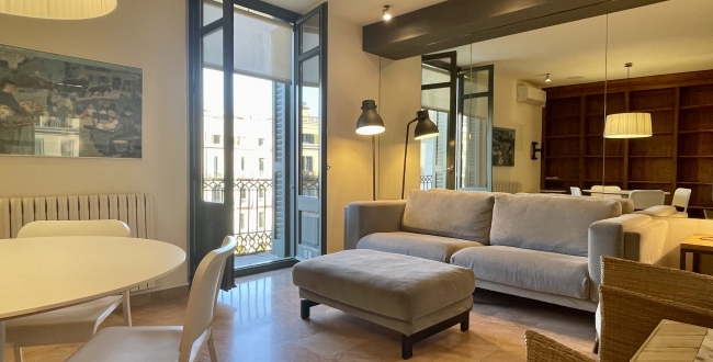 PIS MOBLAT D'1 HABITACIÓ A LA PLAÇA INDEPENDÈNCIA DE GIRONA