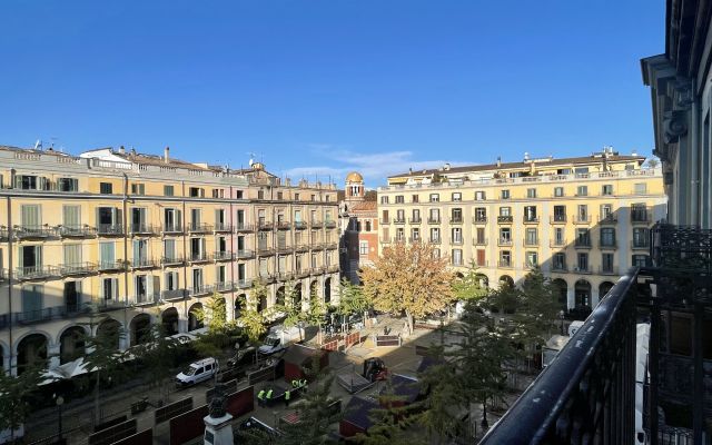 PIS MOBLAT D'1 HABITACIÓ A LA PLAÇA INDEPENDÈNCIA DE GIRONA