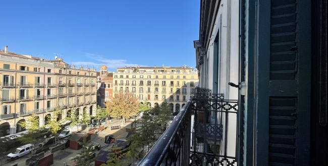 PIS MOBLAT D'1 HABITACIÓ A LA PLAÇA INDEPENDÈNCIA DE GIRONA