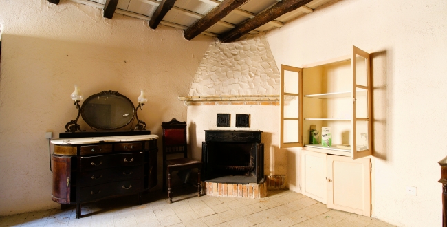 FANTÀSTICA MASIA DEL SEGLE XVI-XVIII PER REHABILITAR A LA CELLERA DE TER