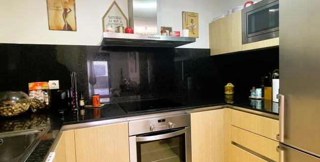 PIS DE 3 HABITACIONS AMB TERRASSA DE 70M2 A SANTA EUGÈNIA - GIRONA