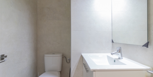 PIS AMB 4 HABITACIONS DOBLES I MENJADOR AMPLI AMB LLAR DE FOC A ST. NARCIS - GIRONA