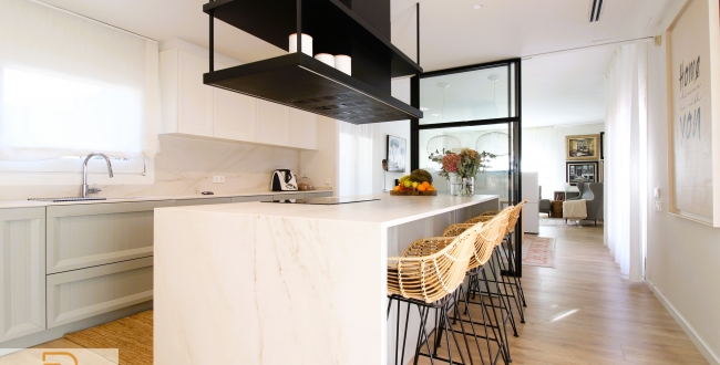 CASA UNIFAMILIAR D'OBRA VISTA REFORMADA AMB PISCINA