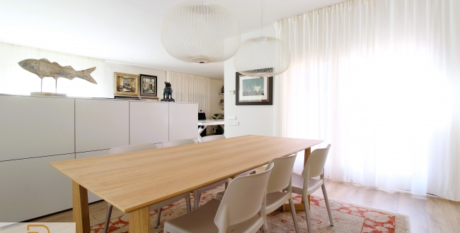 CASA UNIFAMILIAR D'OBRA VISTA REFORMADA AMB PISCINA