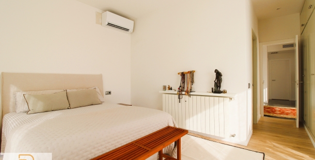 CASA UNIFAMILIAR D'OBRA VISTA REFORMADA AMB PISCINA