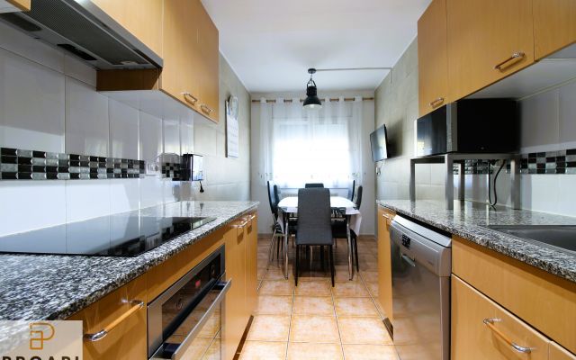 PIS DE 3 HABITACIONS I PÀRQUING INCLÒS A FONTAJAU