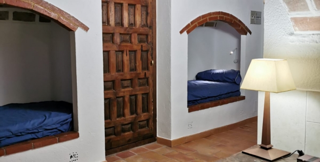 MASIA ORIGINÀRIA DEL SEGLE XIV - XV EN PERFECTE ESTAT DE CONSERVACIÓ A VILADAMAT