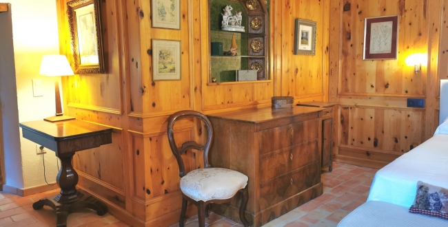 MASIA ORIGINÀRIA DEL SEGLE XIV - XV EN PERFECTE ESTAT DE CONSERVACIÓ A VILADAMAT