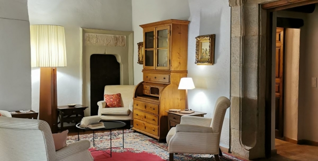 MASIA ORIGINÀRIA DEL SEGLE XIV - XV EN PERFECTE ESTAT DE CONSERVACIÓ A VILADAMAT