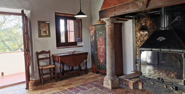 MASIA ORIGINÀRIA DEL SEGLE XIV - XV EN PERFECTE ESTAT DE CONSERVACIÓ A VILADAMAT