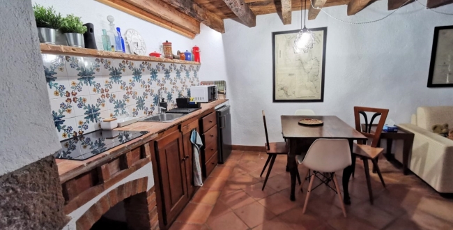 MASIA ORIGINÀRIA DEL SEGLE XIV - XV EN PERFECTE ESTAT DE CONSERVACIÓ A VILADAMAT