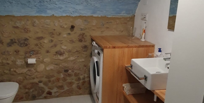 MASIA ORIGINÀRIA DEL SEGLE XIV - XV EN PERFECTE ESTAT DE CONSERVACIÓ A VILADAMAT