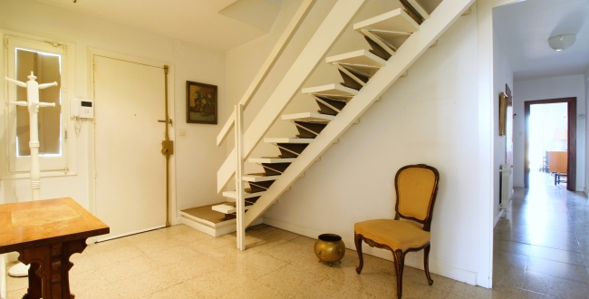 ÀTIC DE GRANS DIMENSIONS I AMB TERRASSES A L'EIXAMPLE NORD GIRONA