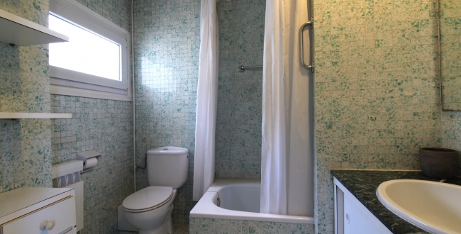 ÀTIC DE GRANS DIMENSIONS I AMB TERRASSES A L'EIXAMPLE NORD GIRONA