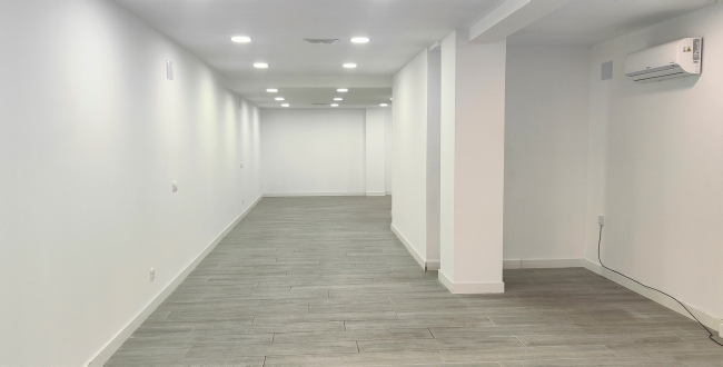 LOCAL COMERCIAL REFORMAT EN VENDA A ST. NARCIS - GIRONA