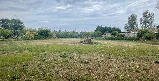 PARCEL.LA DE 1459M2 EN UNA ZONA MOLT TRANQUIL·LA DE BORDILS (GIRONA)