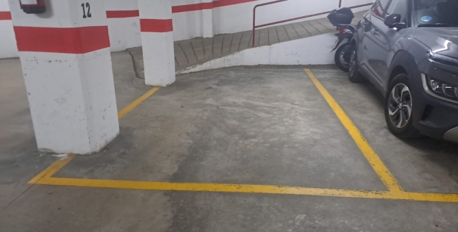 LLOGUER PLAÇA D'APARCAMENT PER A COTXE GRAN (COTXE I MOTO) VOLTANTS ESTACIÓ AVE GIRONA