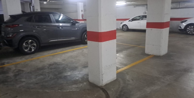 LLOGUER PLAÇA D'APARCAMENT PER A COTXE GRAN (COTXE I MOTO) VOLTANTS ESTACIÓ AVE GIRONA