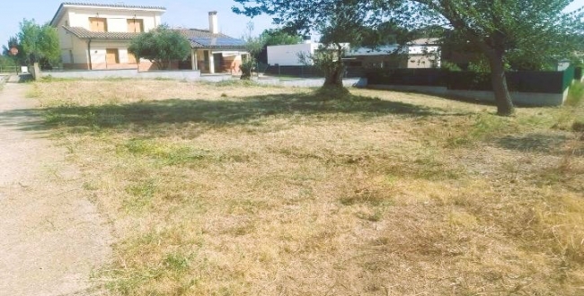 PARCEL·LA 680 M2 EN CELRÀ