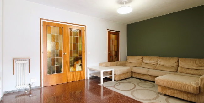 PIS ESPAIÒS DE 4 HABITACIONS AMB PQ I TRASTER A GIRONA