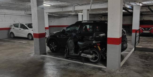 PÀRQUING PER A COTXE PETIT UBICAT AL BARRI DE  MONTILIVI - PERICOT - GIRONA