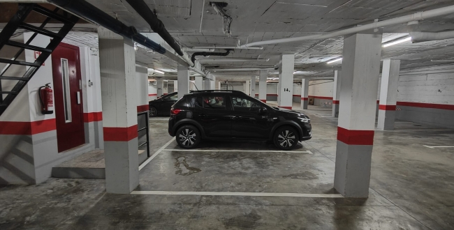 PÀRQUING PER A COTXE PETIT UBICAT AL BARRI DE  MONTILIVI - PERICOT - GIRONA