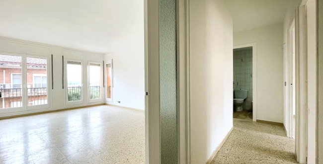 PIS  LLUMINÓS DE 3 HABITACIONS DOBLES A CELRÀ