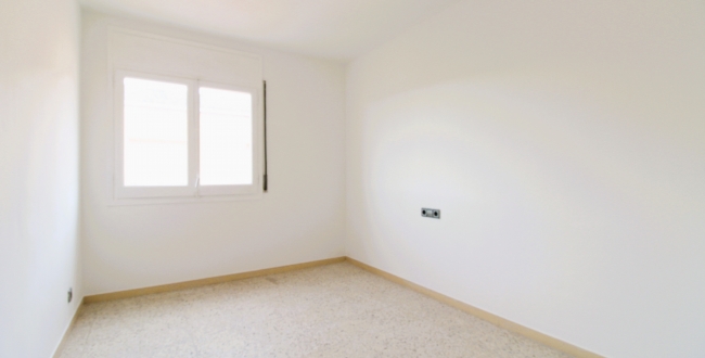 PIS  LLUMINÓS DE 3 HABITACIONS DOBLES A CELRÀ