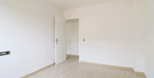 PIS  LLUMINÓS DE 3 HABITACIONS DOBLES A CELRÀ