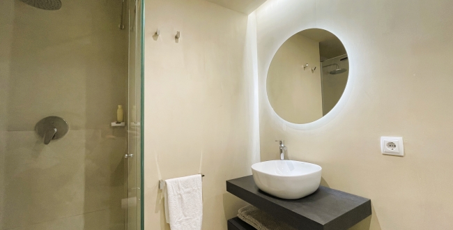 MAGNÍFIC PIS DE 3 HABITACIONS I 2 BANYS REFORMAT I MOBLAT AMB MATERIALS DE QUALITAT A L'EIXAMPLE NORD DE GIRONA