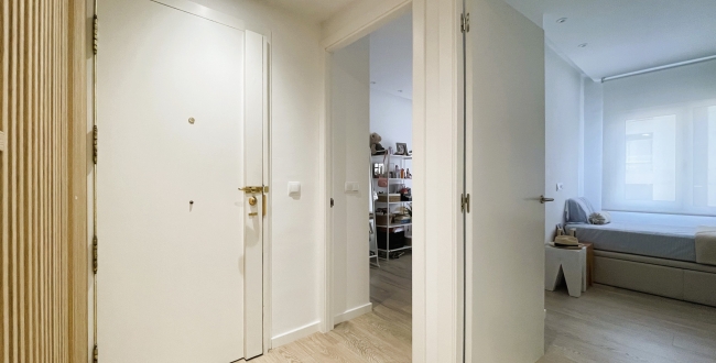 MAGNÍFIC PIS DE 3 HABITACIONS I 2 BANYS REFORMAT I MOBLAT AMB MATERIALS DE QUALITAT A L'EIXAMPLE NORD DE GIRONA