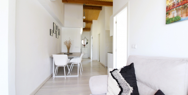 PIS REFORMAT DE 2 HABITACIONS AMB LLICÈNCIA TURÍSTICA A GIRONA