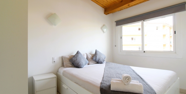 PIS REFORMAT DE 2 HABITACIONS AMB LLICÈNCIA TURÍSTICA A GIRONA