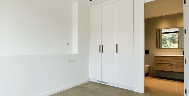 CASA UNIFAMILIAR DE DISSENY CONTEMPORANI I ELEGÀNCIA MEDITERRANEA A BEGUR