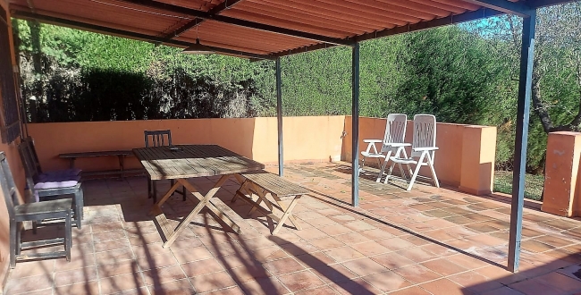 FINCA RÚSTICA AMB CASETA IDEAL COM A ZONA D'ESBARJO A CRUÏLLES