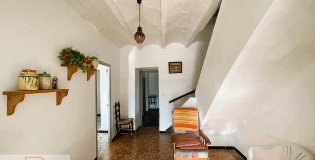 CASA AMB GRAN TERRENY A MONT-RAS