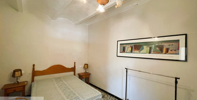 CASA AMB GRAN TERRENY A MONT-RAS