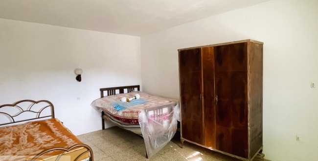 CASA AMB GRAN TERRENY A MONT-RAS