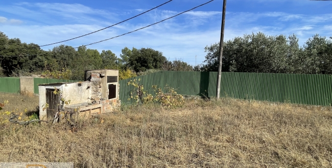 CASA AMB GRAN TERRENY A MONT-RAS